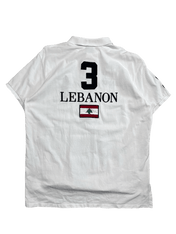 Fehér vintage póló Lebanon felirattal, nagy 3-as számmal és libanoni zászlóval hátul.