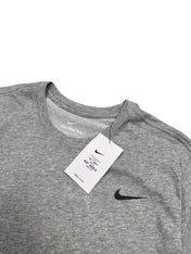*NEW* Nike T-Shirt (L)