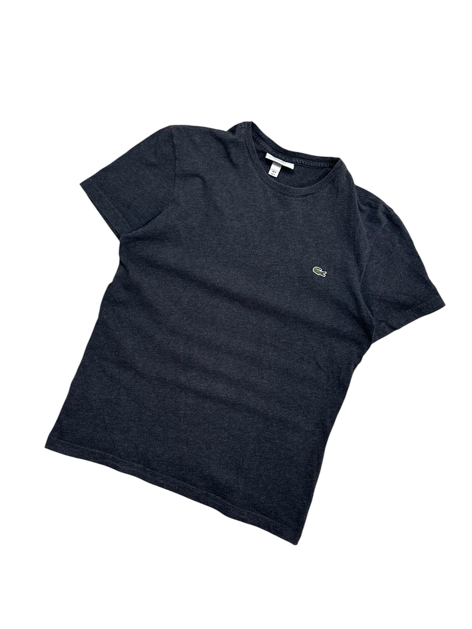 Candy Streetwear sötétszürke melírozott Lacoste férfi póló hímzett krokodil logóval és kerek nyakkivágással.