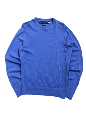 kék férfi pulóver, hímzett logóval, vintage streetwear stílus, hosszú ujjú felső